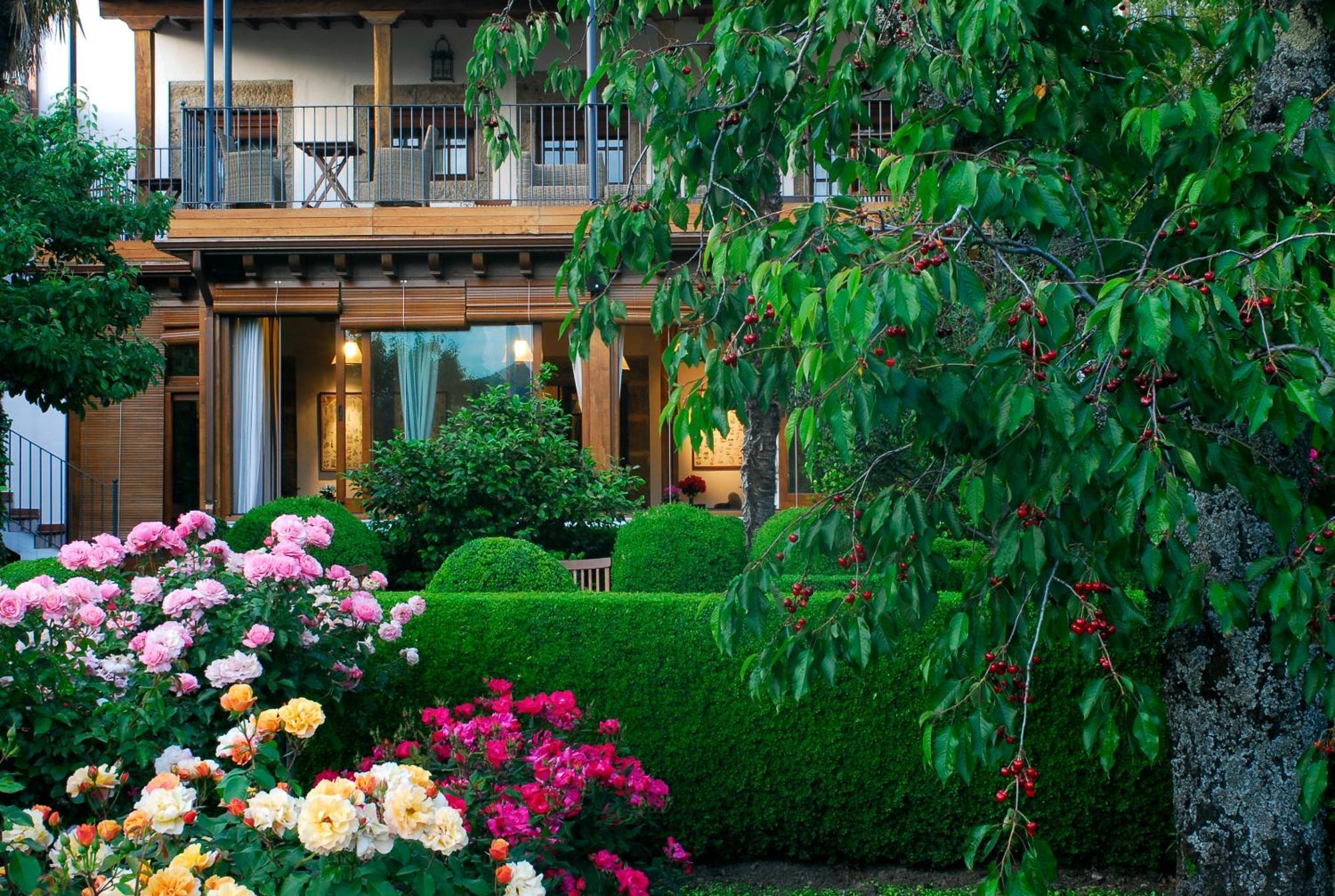 Hostal El Jardín del Convento Hervás Exterior foto