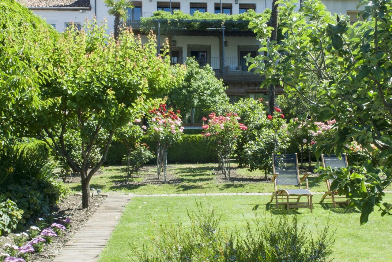 El Jardín del Convento Hostal Hervás Exterior foto